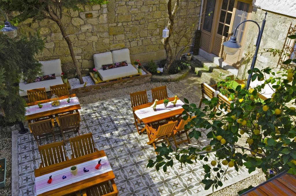 Lilyum Alacati - Tas Ev Exterior photo